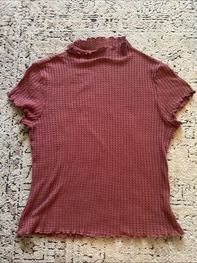 Waffle Knit Short Sleeve Top in Mauve